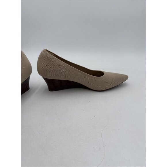 Vivaia Aria Wedge Women's Pointed Toe Pumps Beige Shoes EU 40 US 9 Comfort Heels - Picture 8 of 11